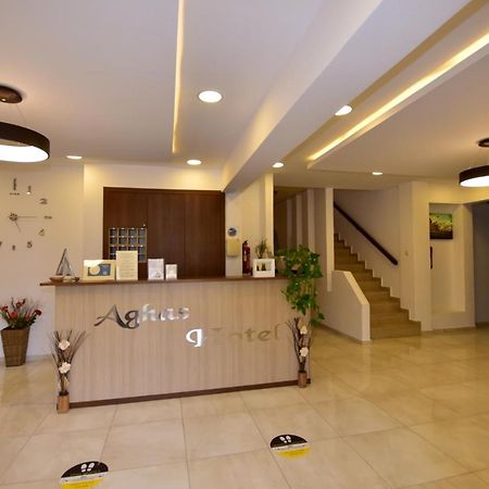 Hotel Aghas Paleochora エクステリア 写真
