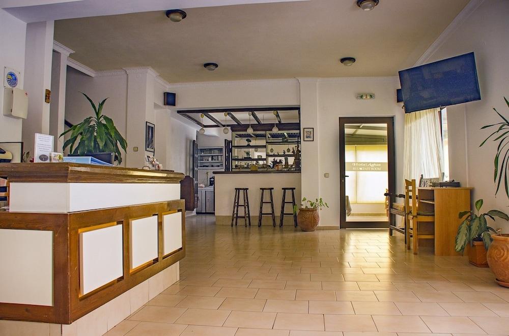 Hotel Aghas Paleochora エクステリア 写真