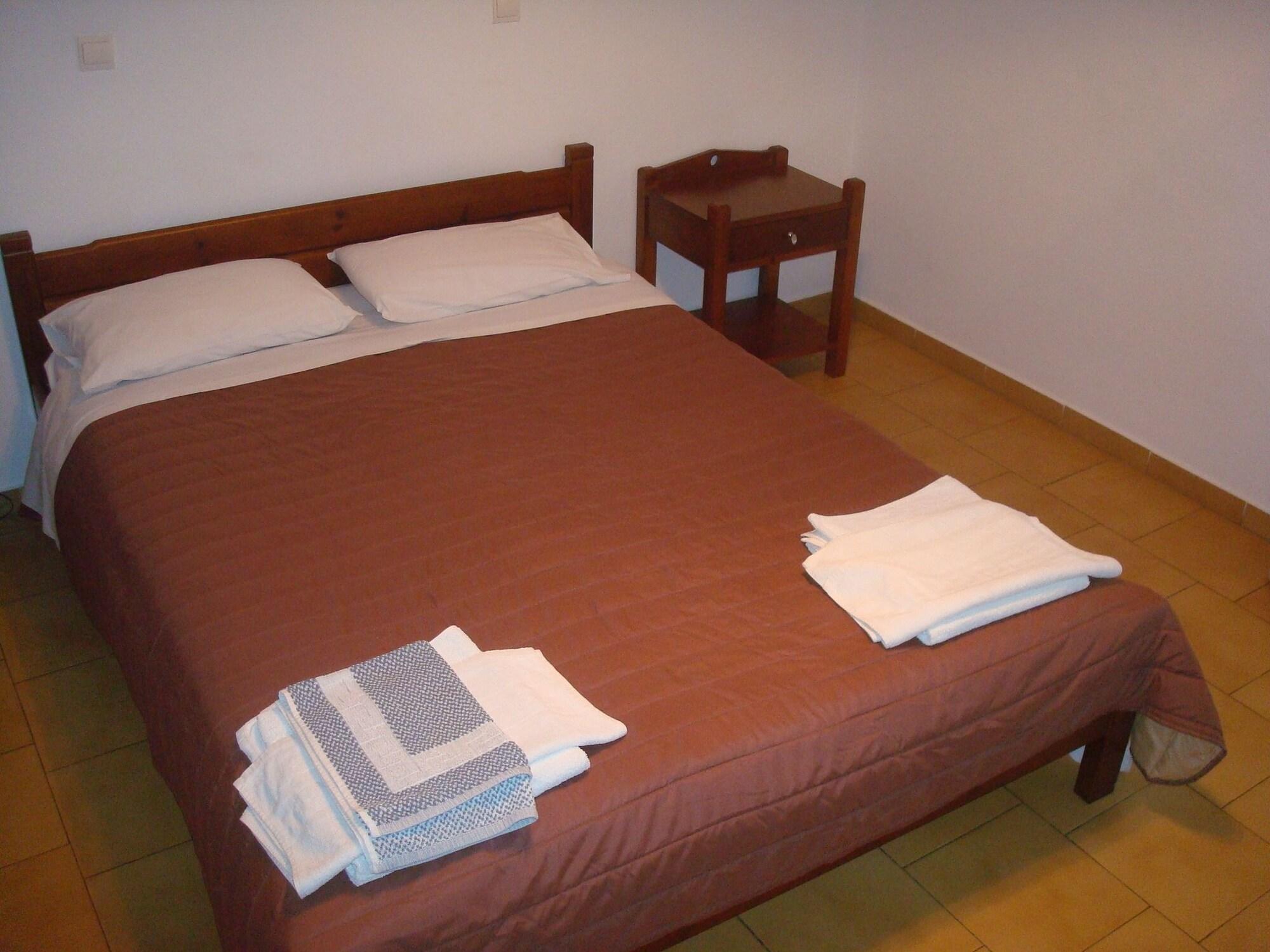 Hotel Aghas Paleochora エクステリア 写真