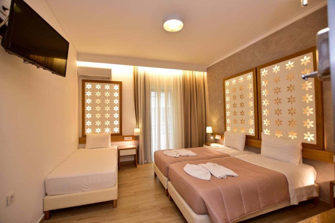 Hotel Aghas Paleochora エクステリア 写真