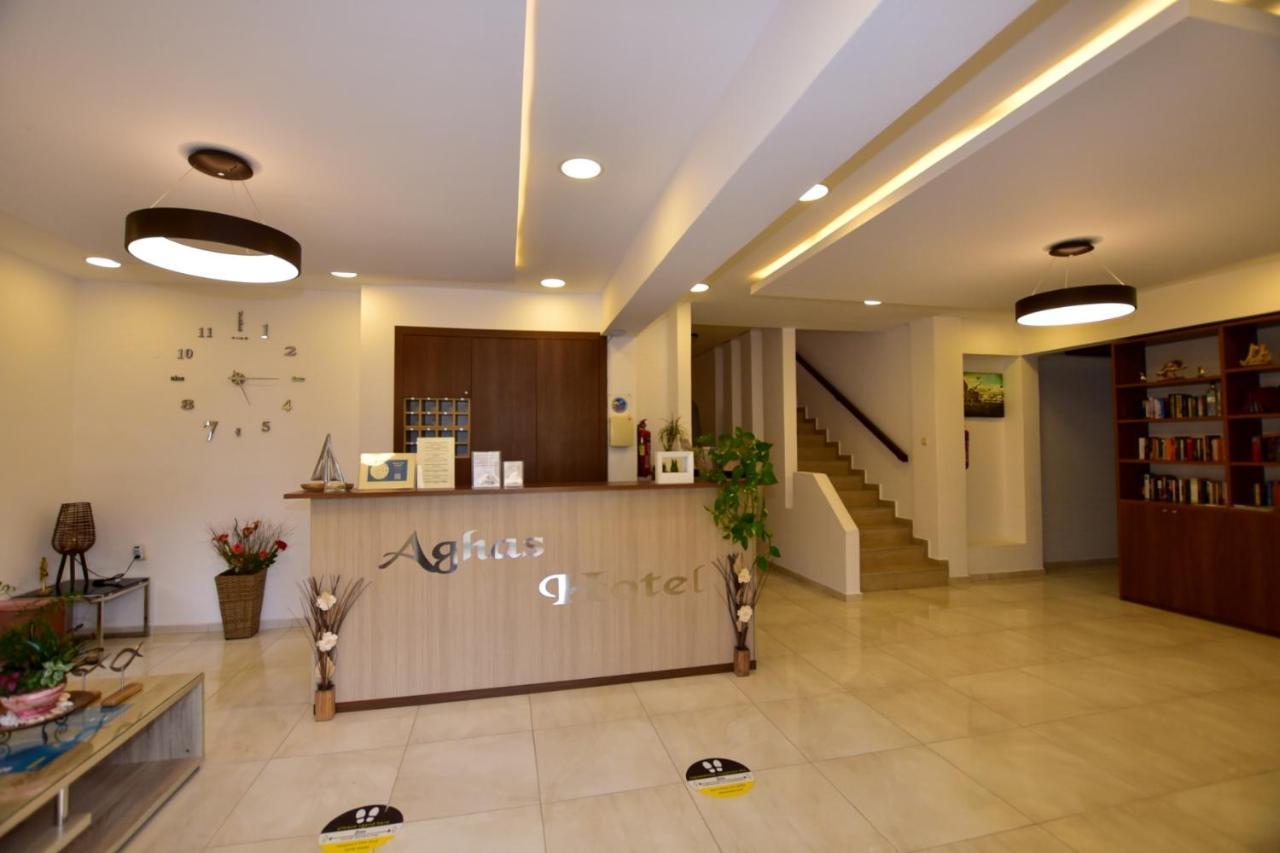 Hotel Aghas Paleochora エクステリア 写真