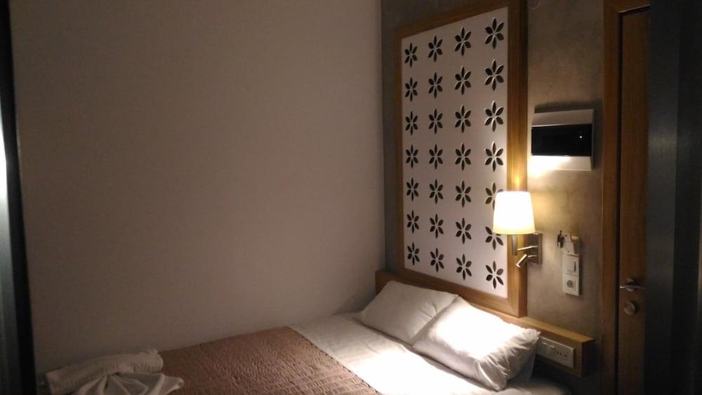 Hotel Aghas Paleochora エクステリア 写真