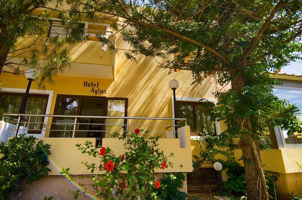 Hotel Aghas Paleochora エクステリア 写真
